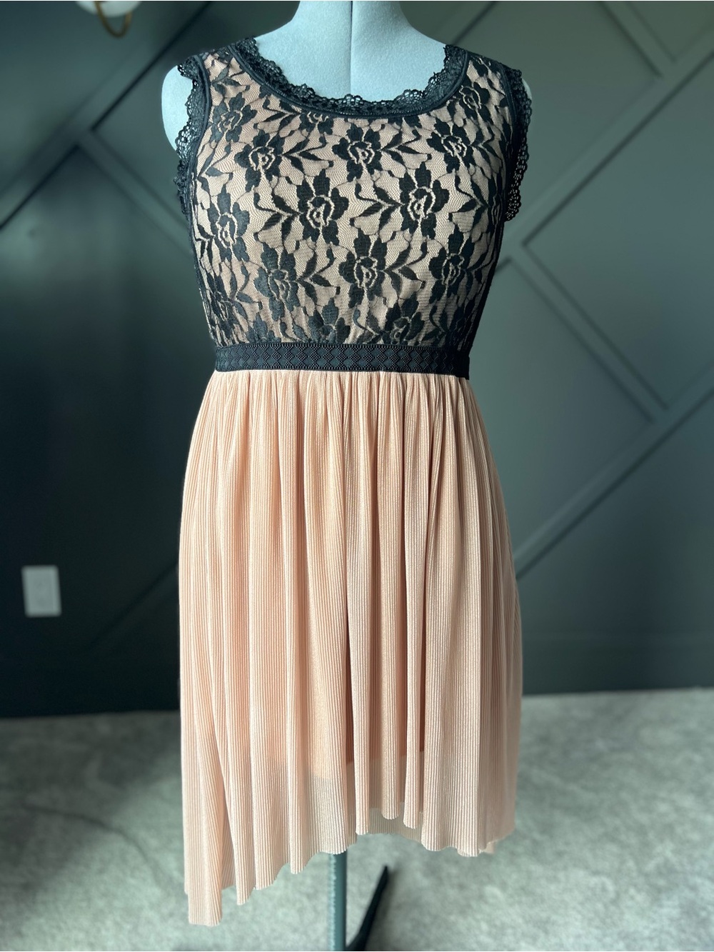 Boohoo Black Lace Bodice Peach Pleated Midi Dress